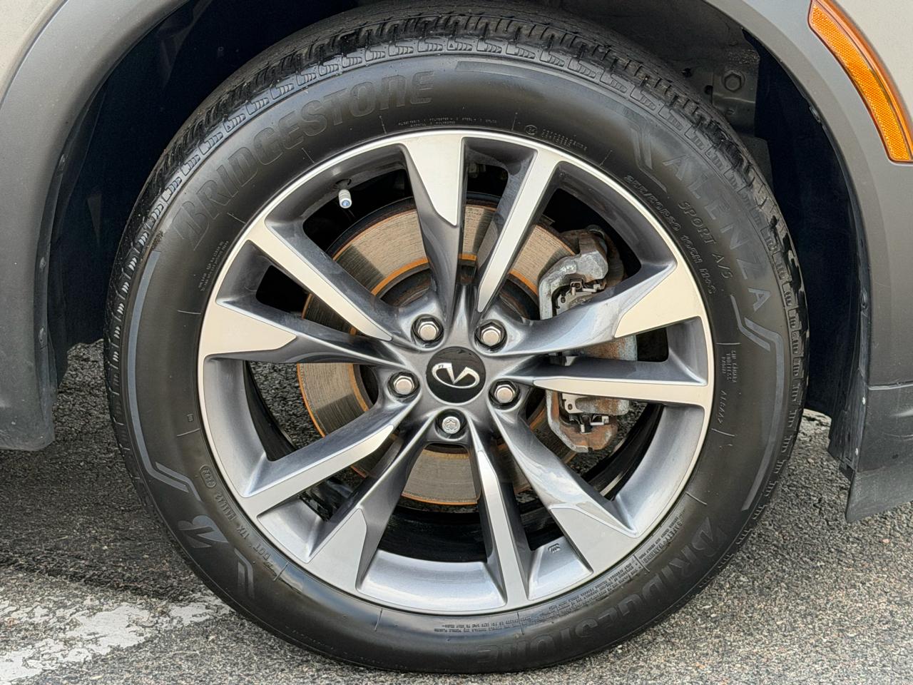 Infiniti QX60 LUXE AWD 2024