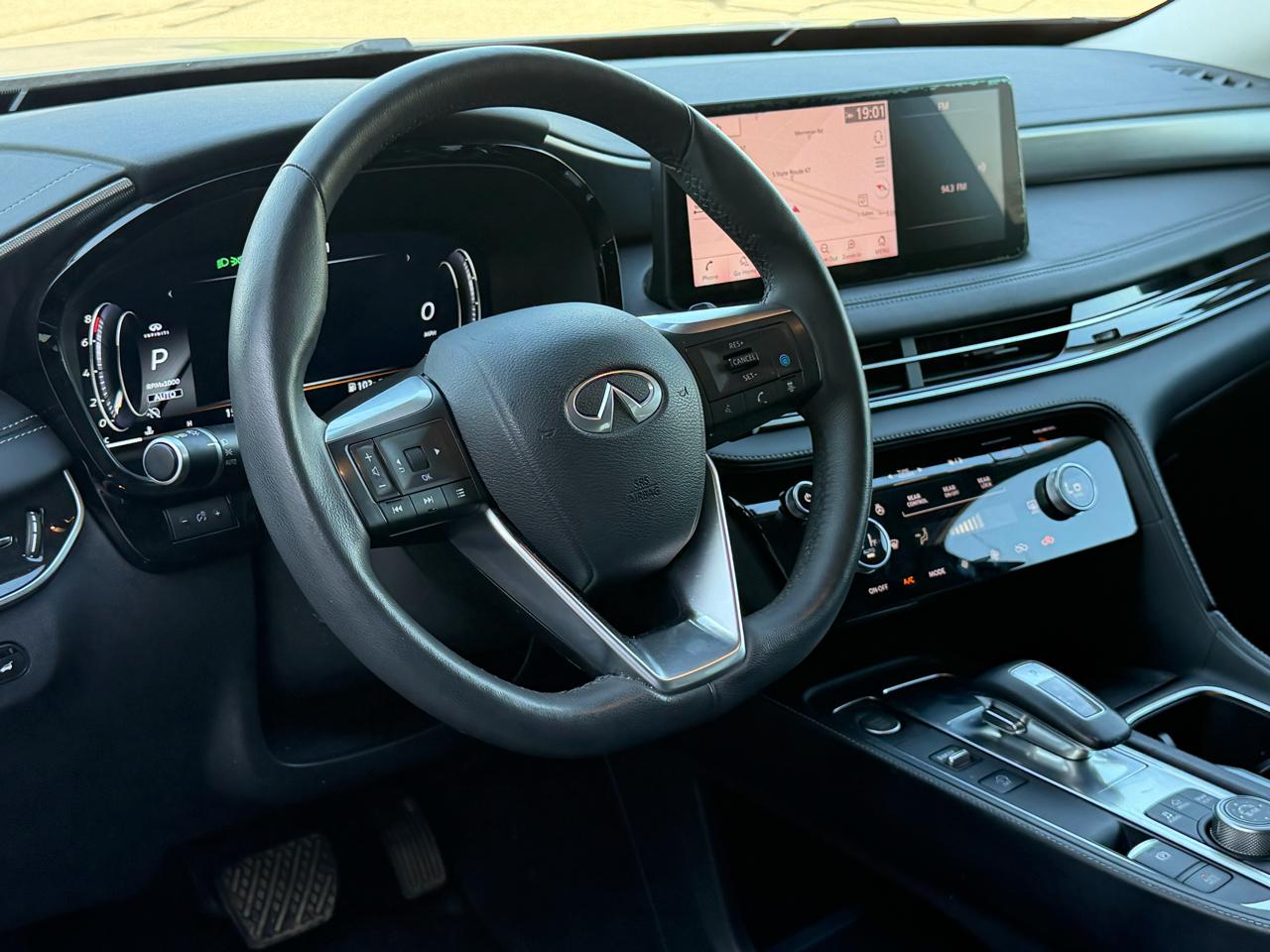 Infiniti QX60 LUXE AWD 2024