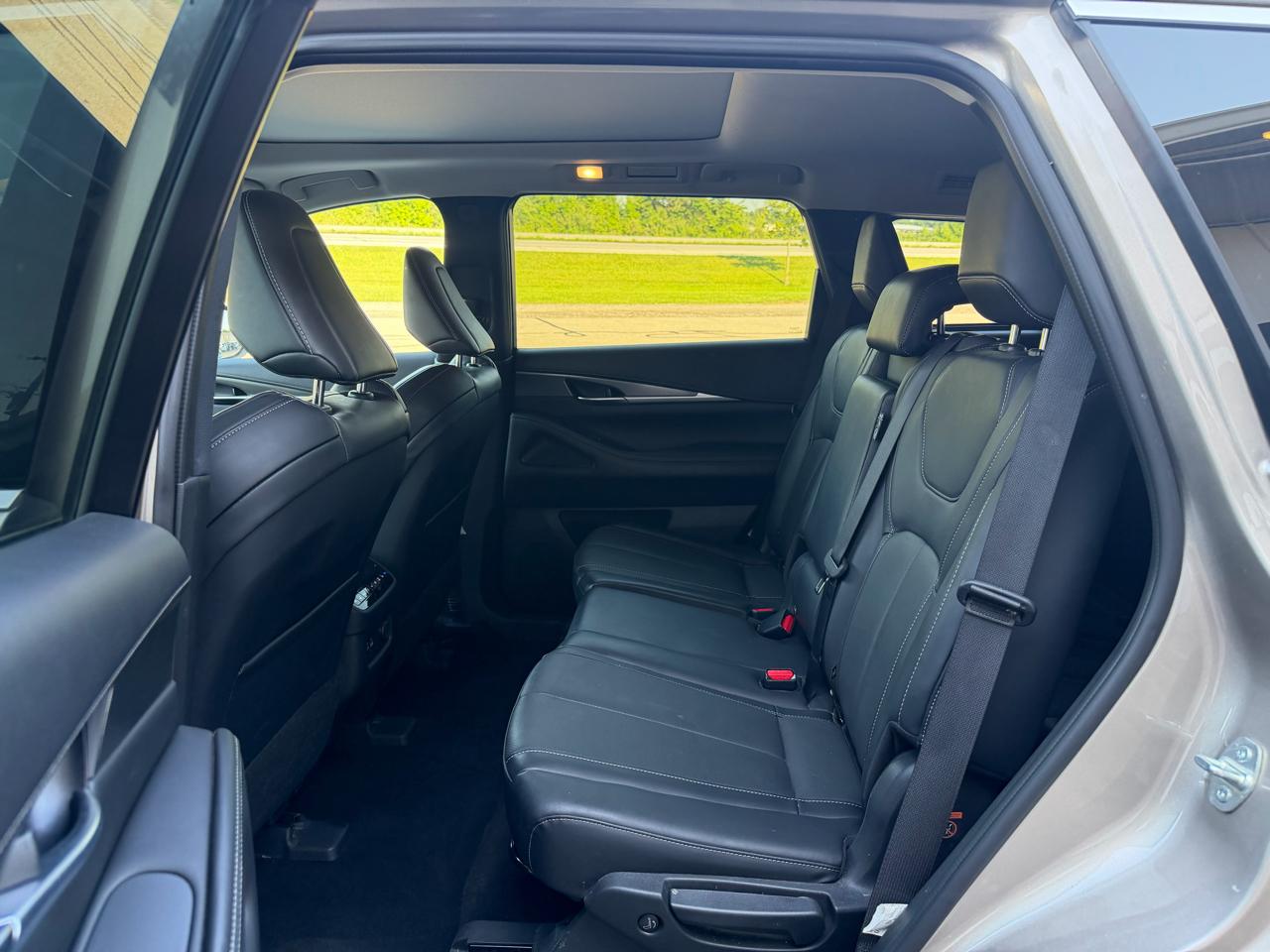 Infiniti QX60 LUXE AWD 2024