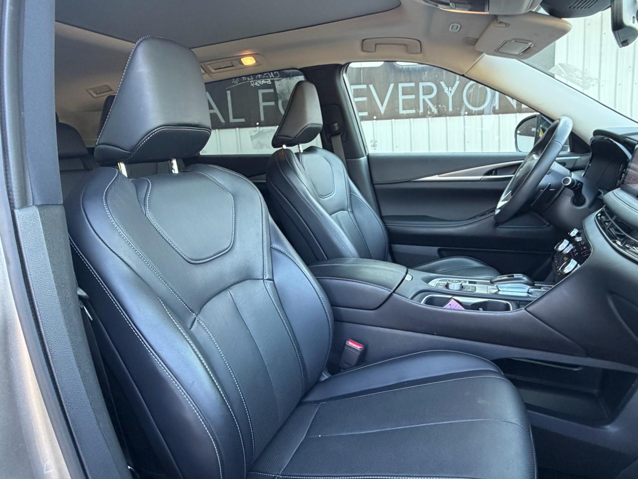Infiniti QX60 LUXE AWD 2024