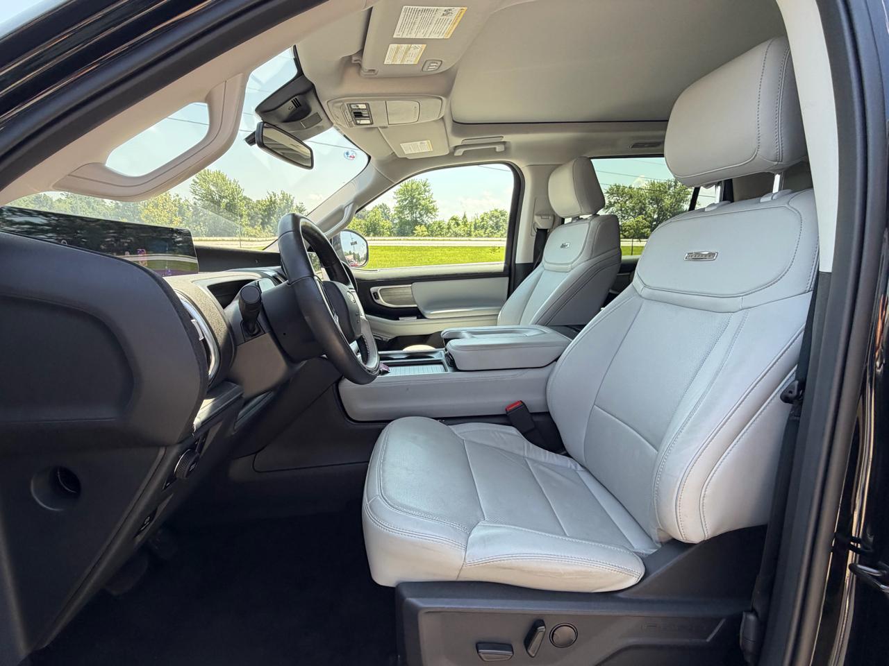 Ford Expedition Max Platinum 4x4 2025