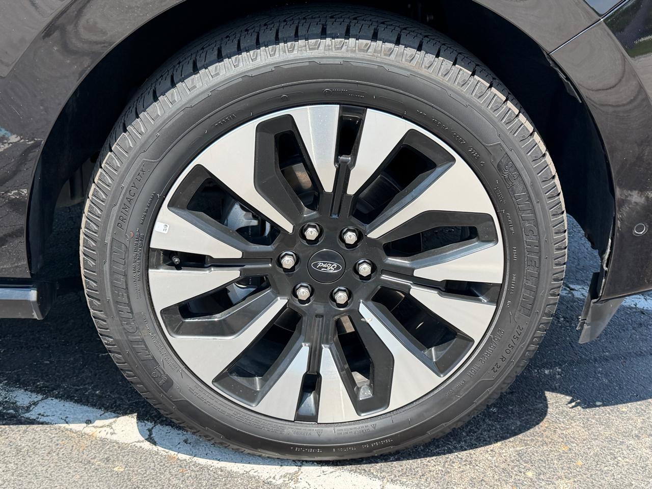 Ford Expedition Max Platinum 4x4 2025