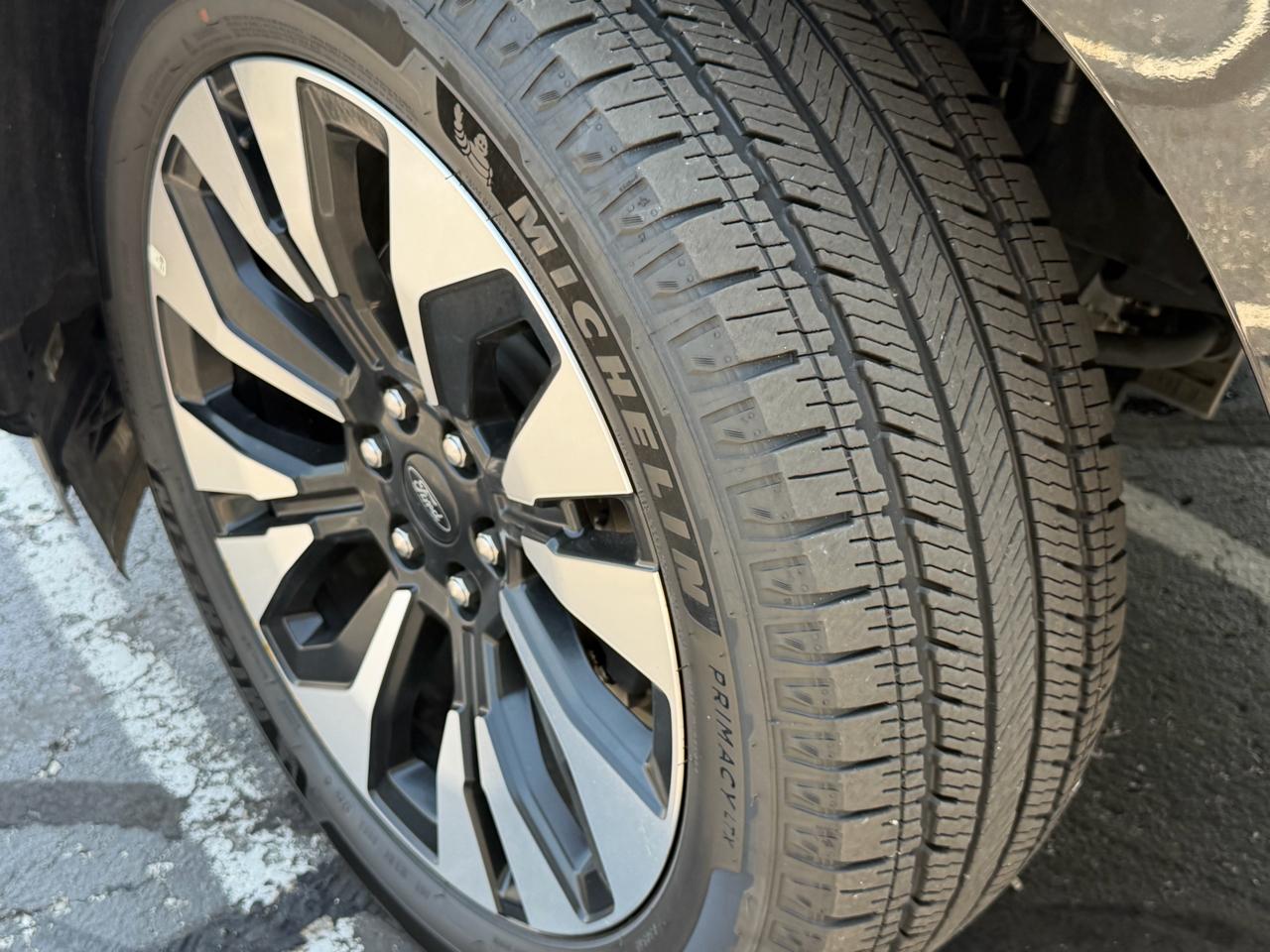 Ford Expedition Max Platinum 4x4 2025