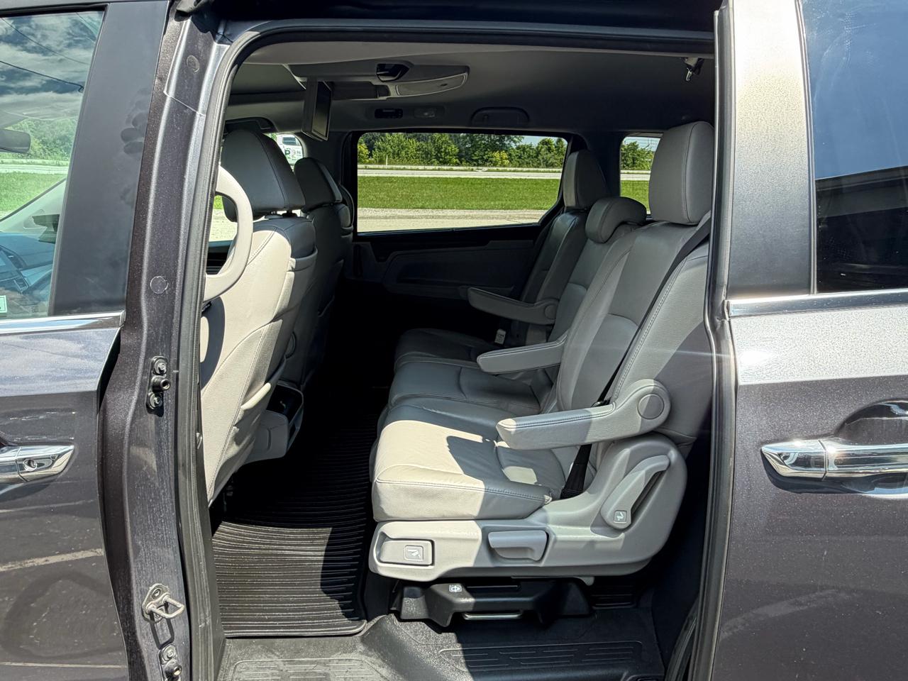 Honda Odyssey Touring Auto 2020