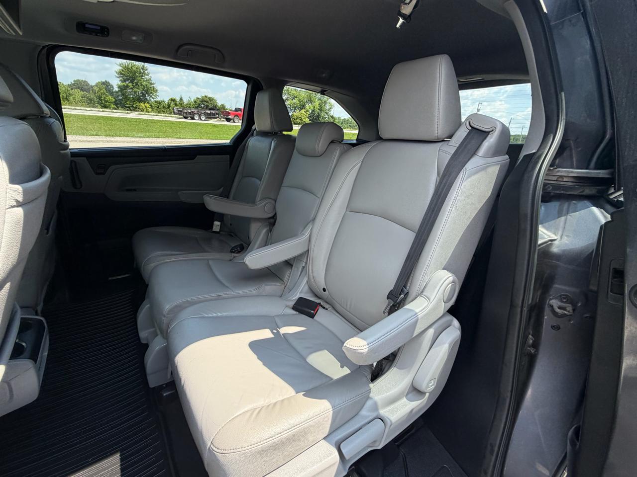 Honda Odyssey Touring Auto 2020