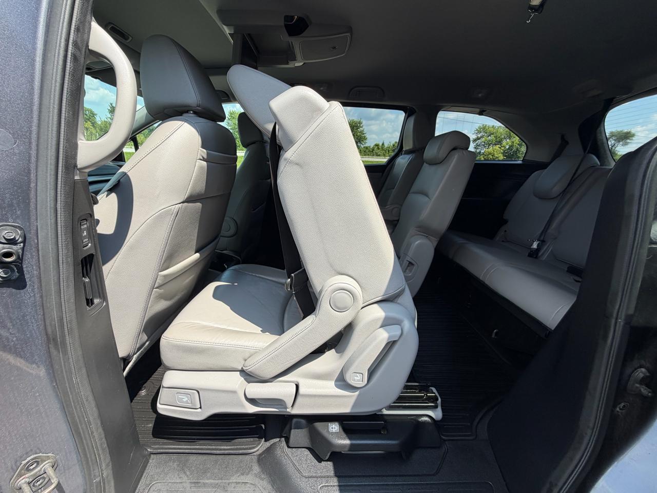 Honda Odyssey Touring Auto 2020