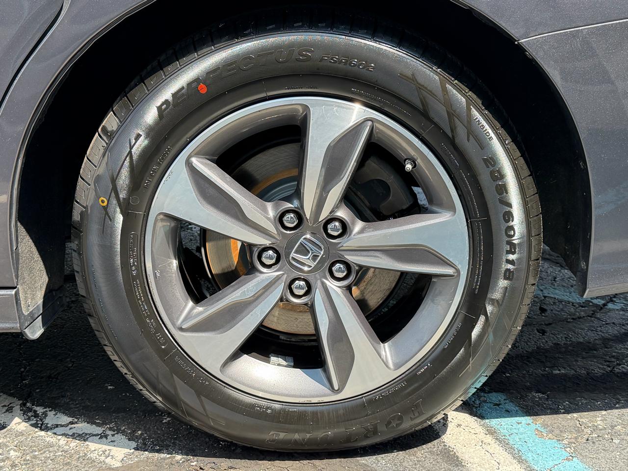 Honda Odyssey Touring Auto 2020