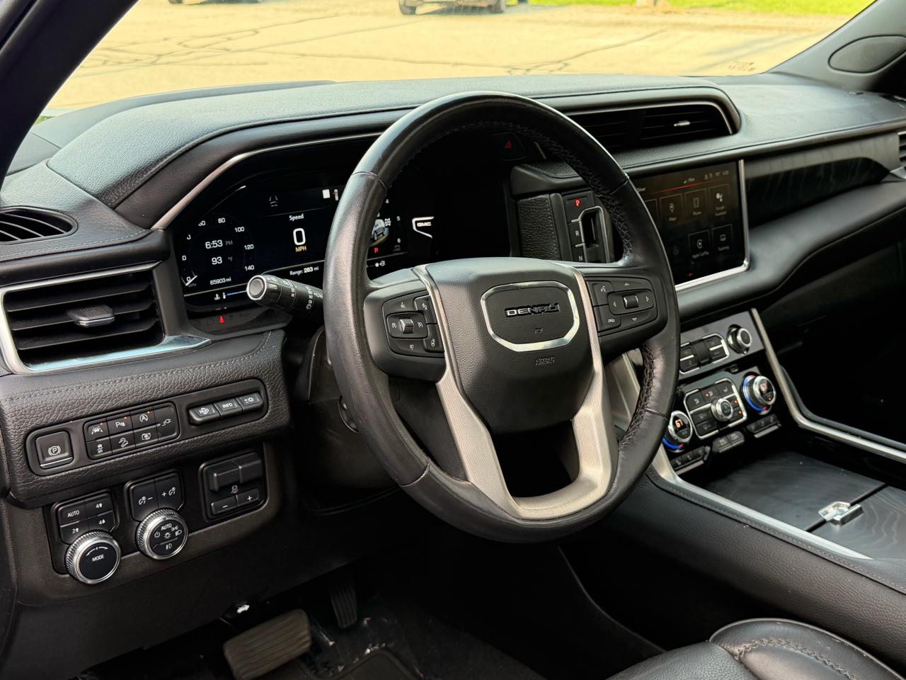GMC Yukon 4WD 4dr Denali 2022