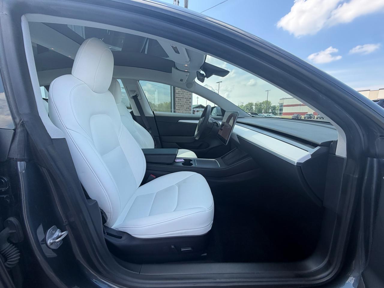 Tesla Model 3 Standard Range Plus RWD 2021