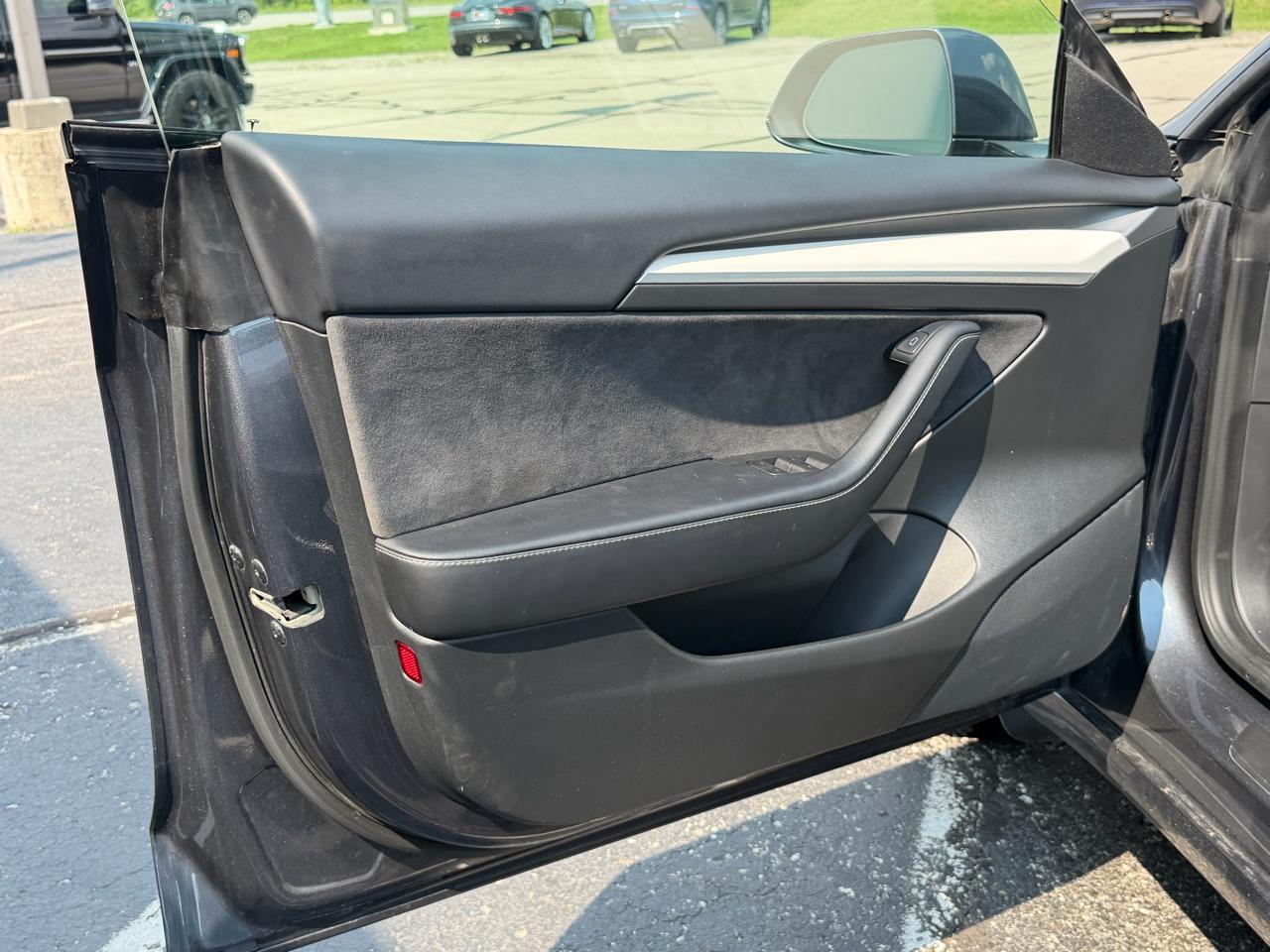 Tesla Model 3 Standard Range Plus RWD 2021