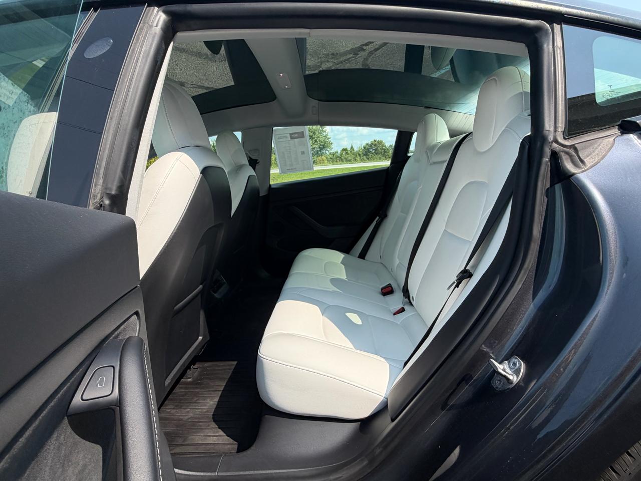 Tesla Model 3 Standard Range Plus RWD 2021