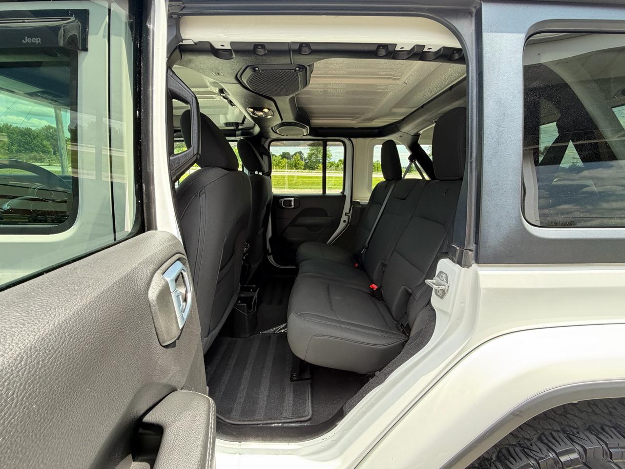 Jeep Wrangler Unlimited Sahara 4x4 2021