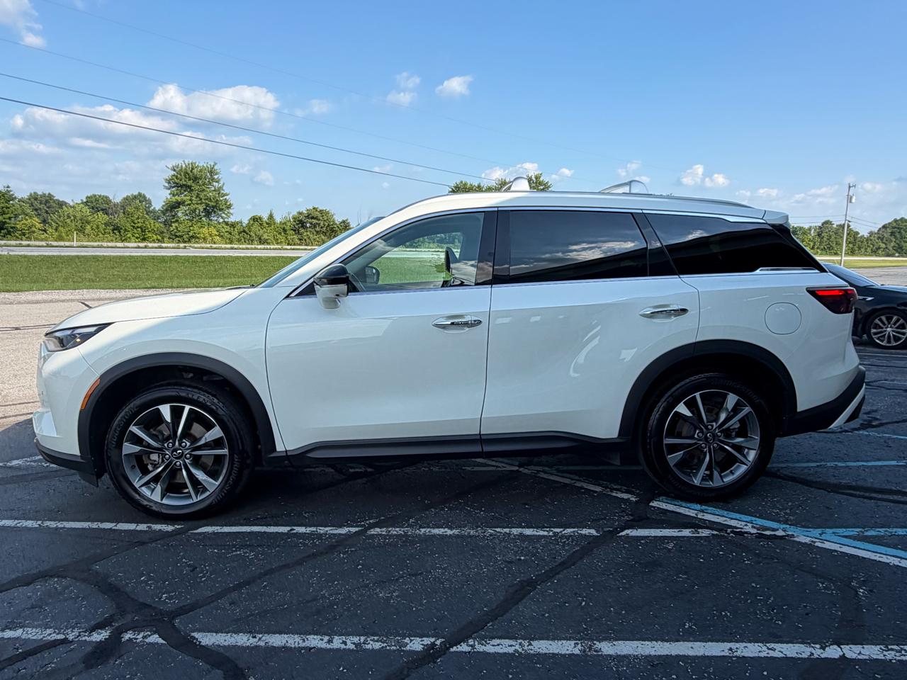 Infiniti QX60 LUXE AWD 2024
