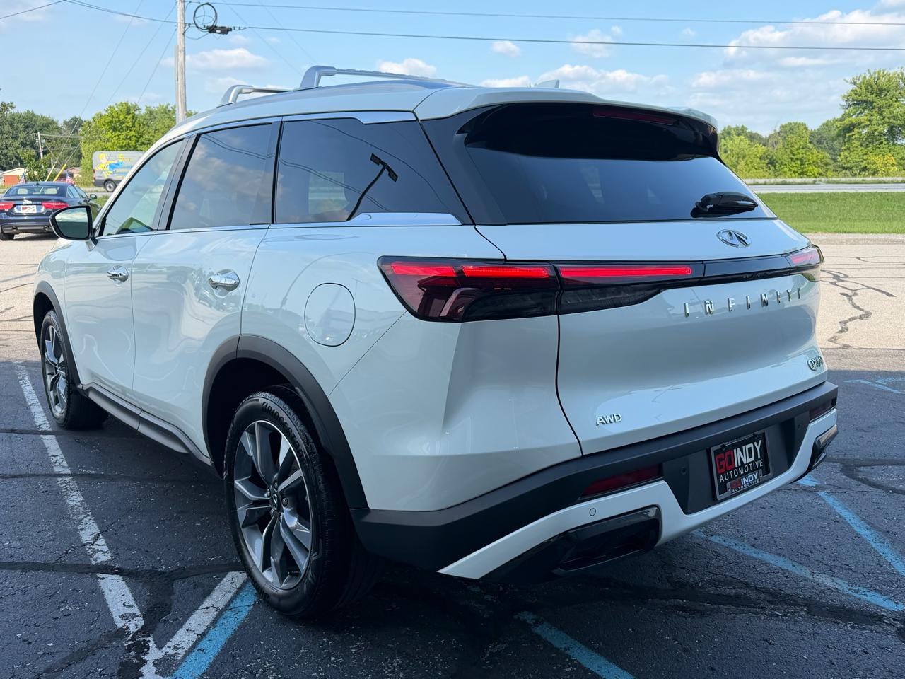 Infiniti QX60 LUXE AWD 2024