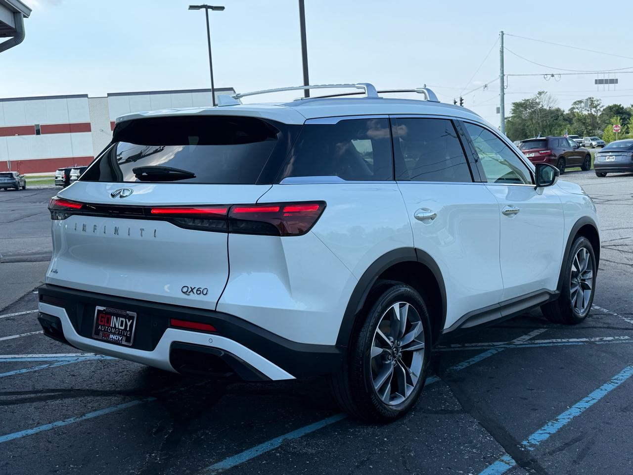 Infiniti QX60 LUXE AWD 2024