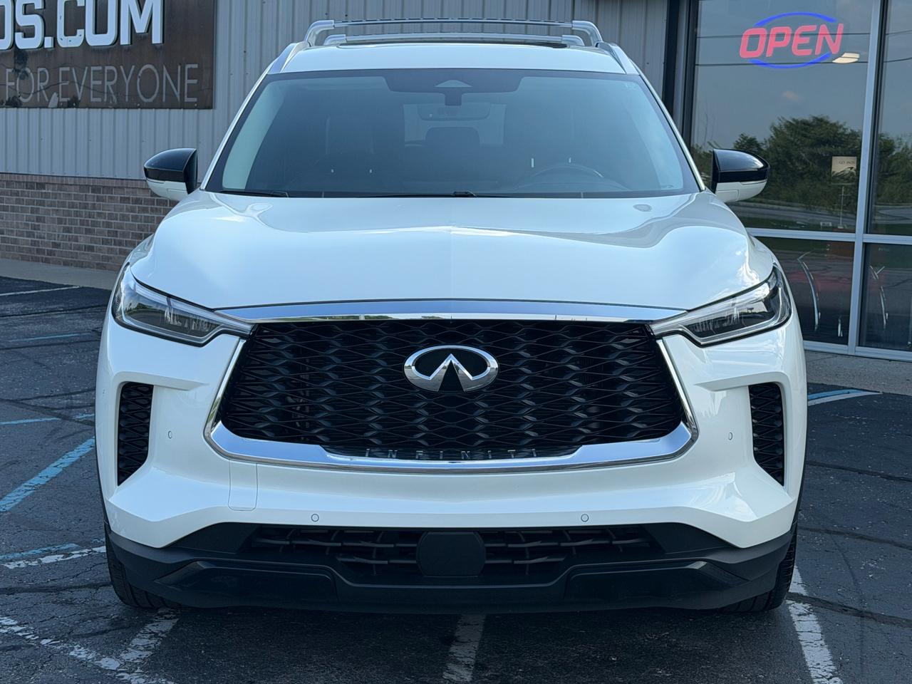 Infiniti QX60 LUXE AWD 2024