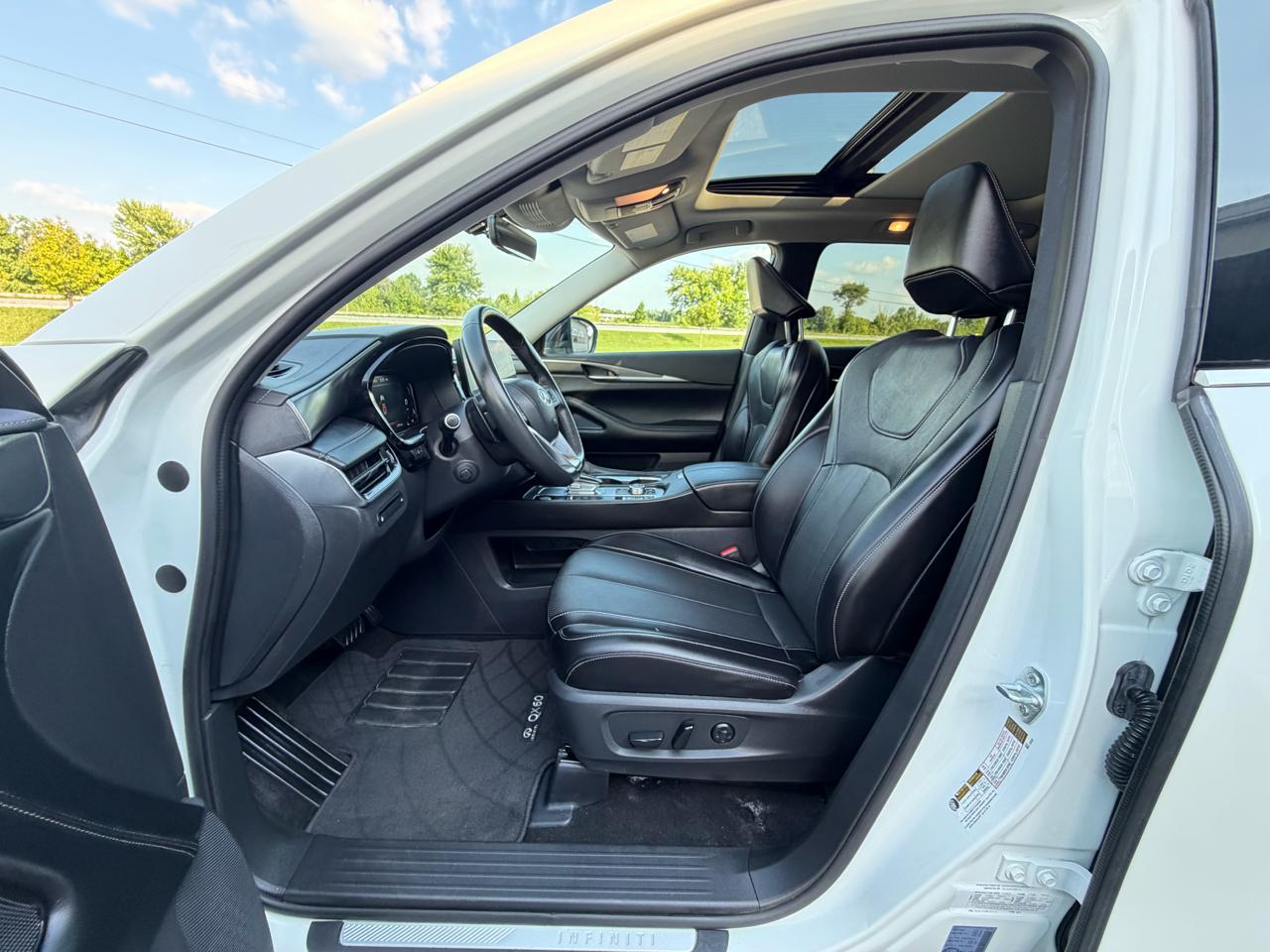 Infiniti QX60 LUXE AWD 2024