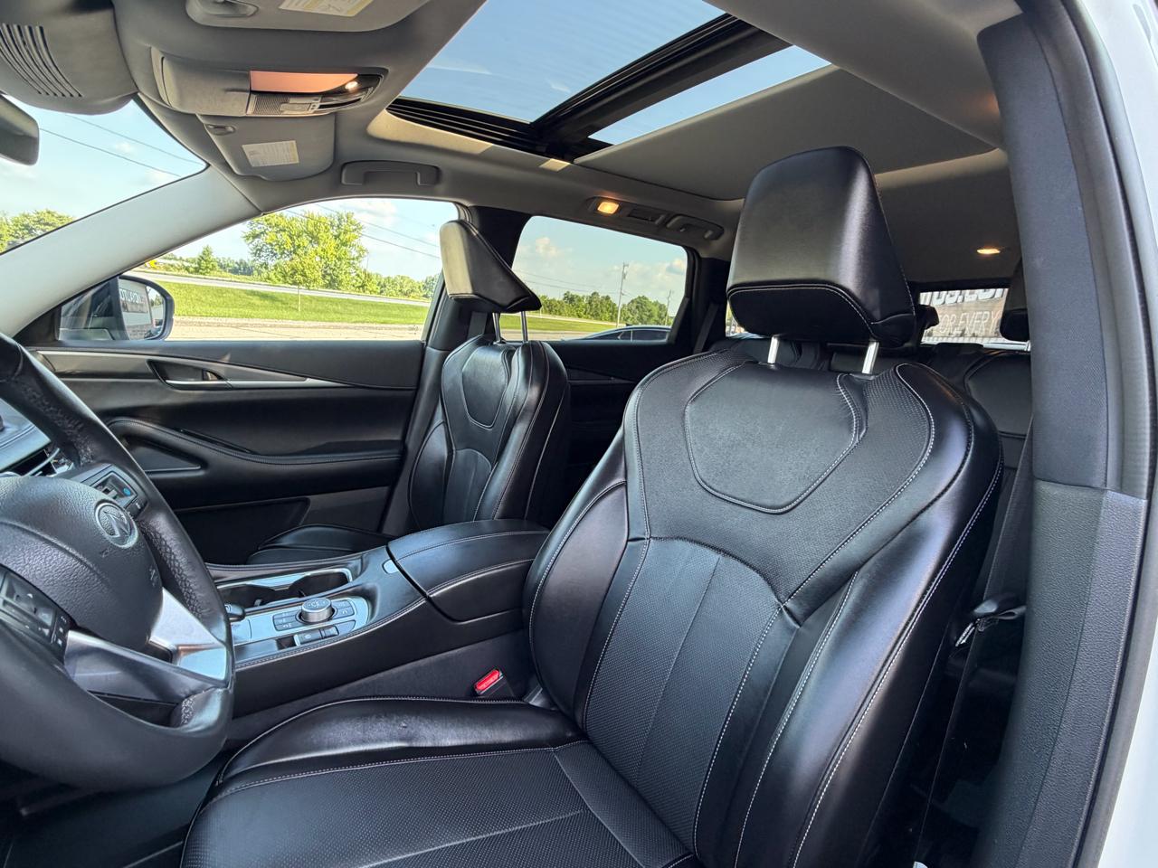 Infiniti QX60 LUXE AWD 2024