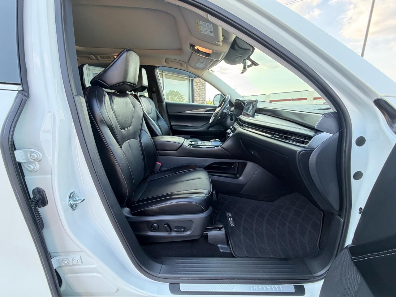 Infiniti QX60 LUXE AWD 2024