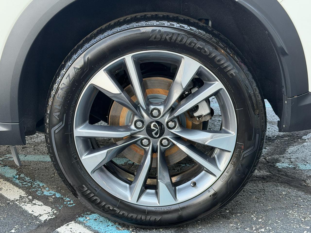 Infiniti QX60 LUXE AWD 2024