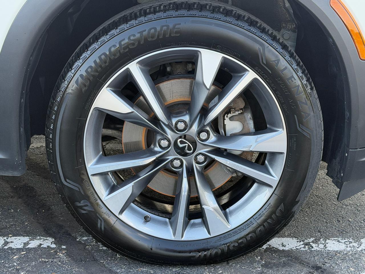 Infiniti QX60 LUXE AWD 2024
