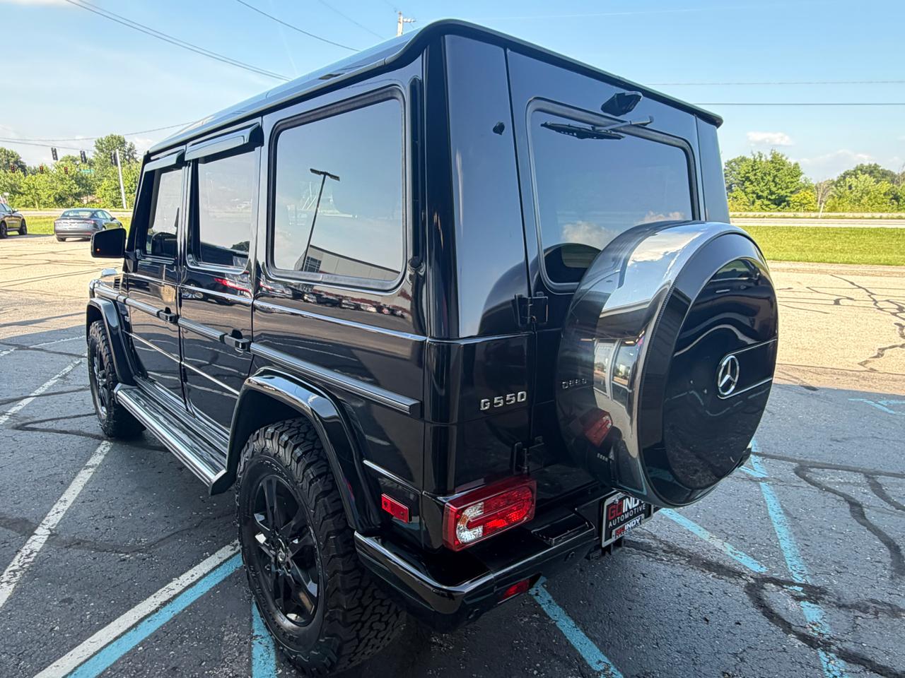 Mercedes-Benz G-Class 4MATIC 4dr G 550 2015