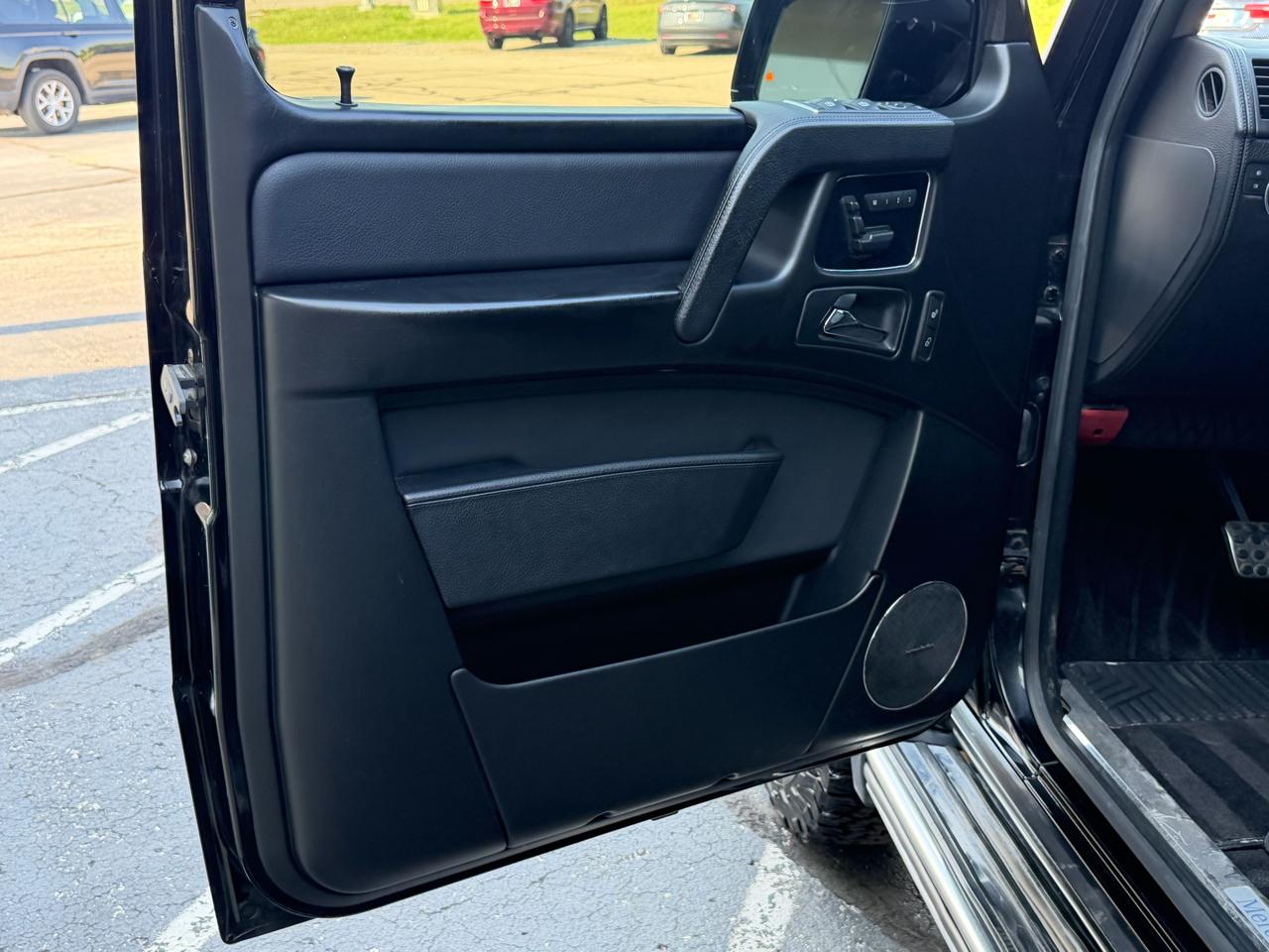 Mercedes-Benz G-Class 4MATIC 4dr G 550 2015