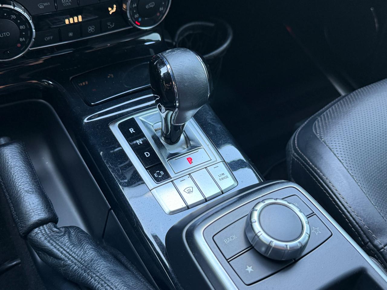Mercedes-Benz G-Class 4MATIC 4dr G 550 2015