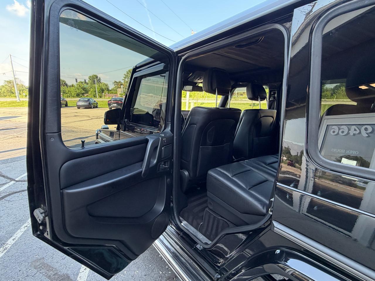 Mercedes-Benz G-Class 4MATIC 4dr G 550 2015