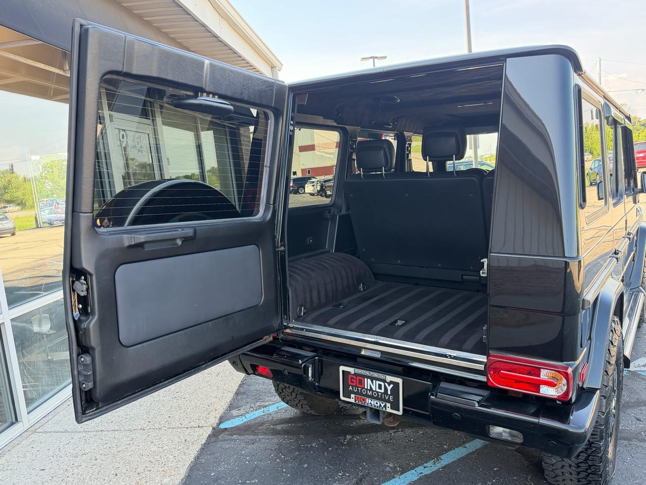 Mercedes-Benz G-Class 4MATIC 4dr G 550 2015