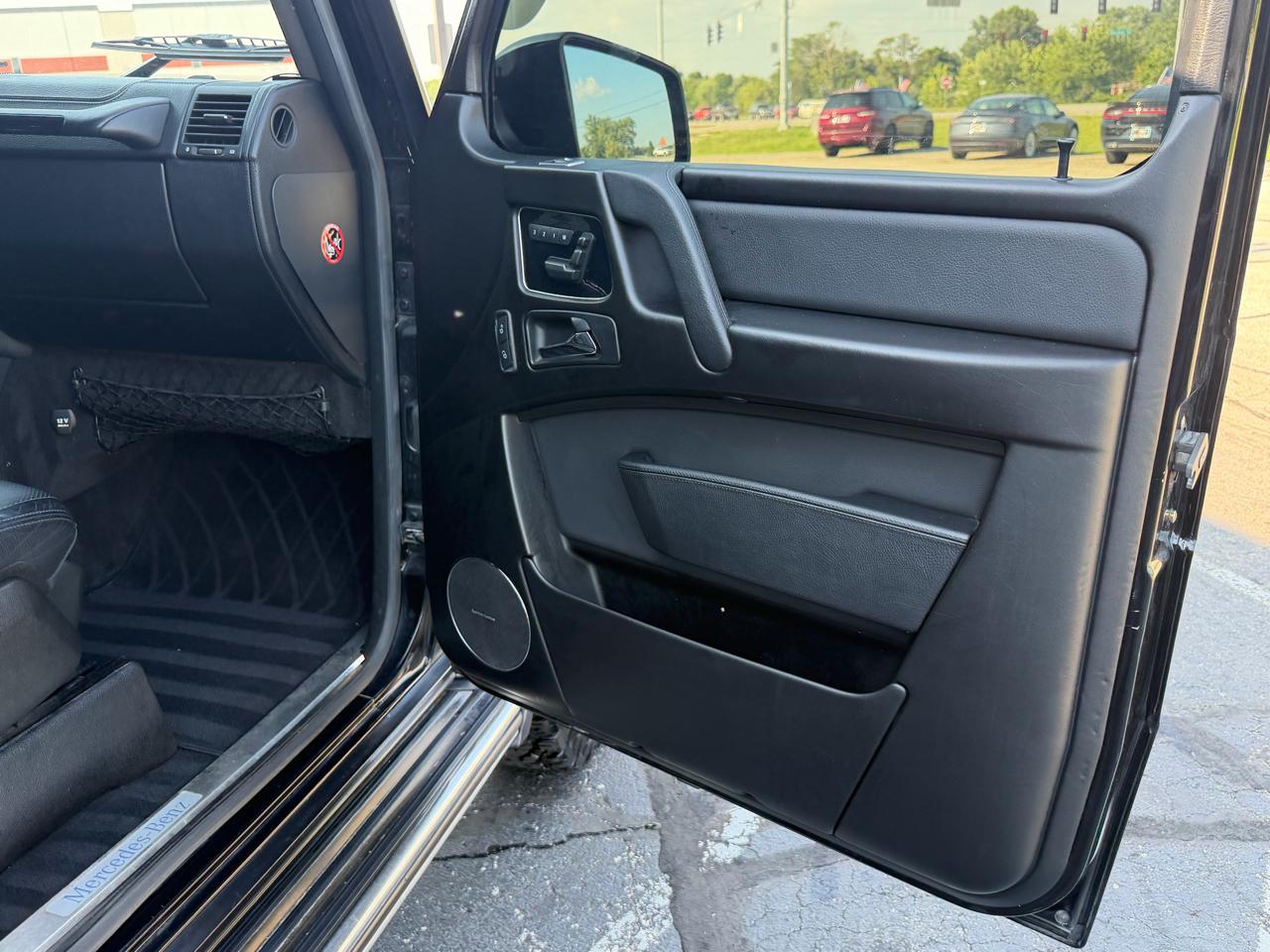 Mercedes-Benz G-Class 4MATIC 4dr G 550 2015