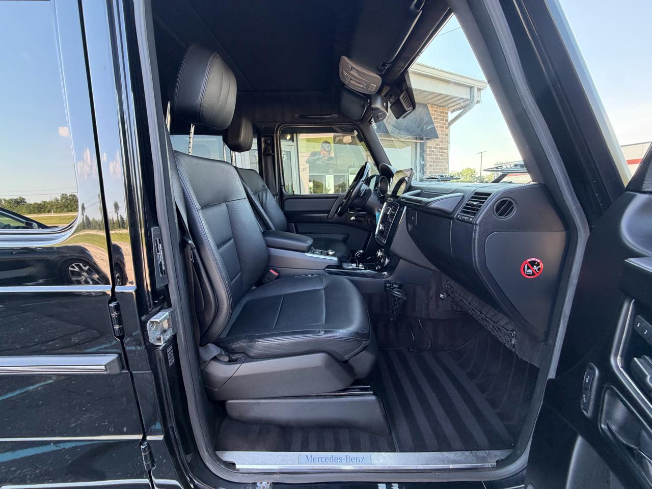 Mercedes-Benz G-Class 4MATIC 4dr G 550 2015
