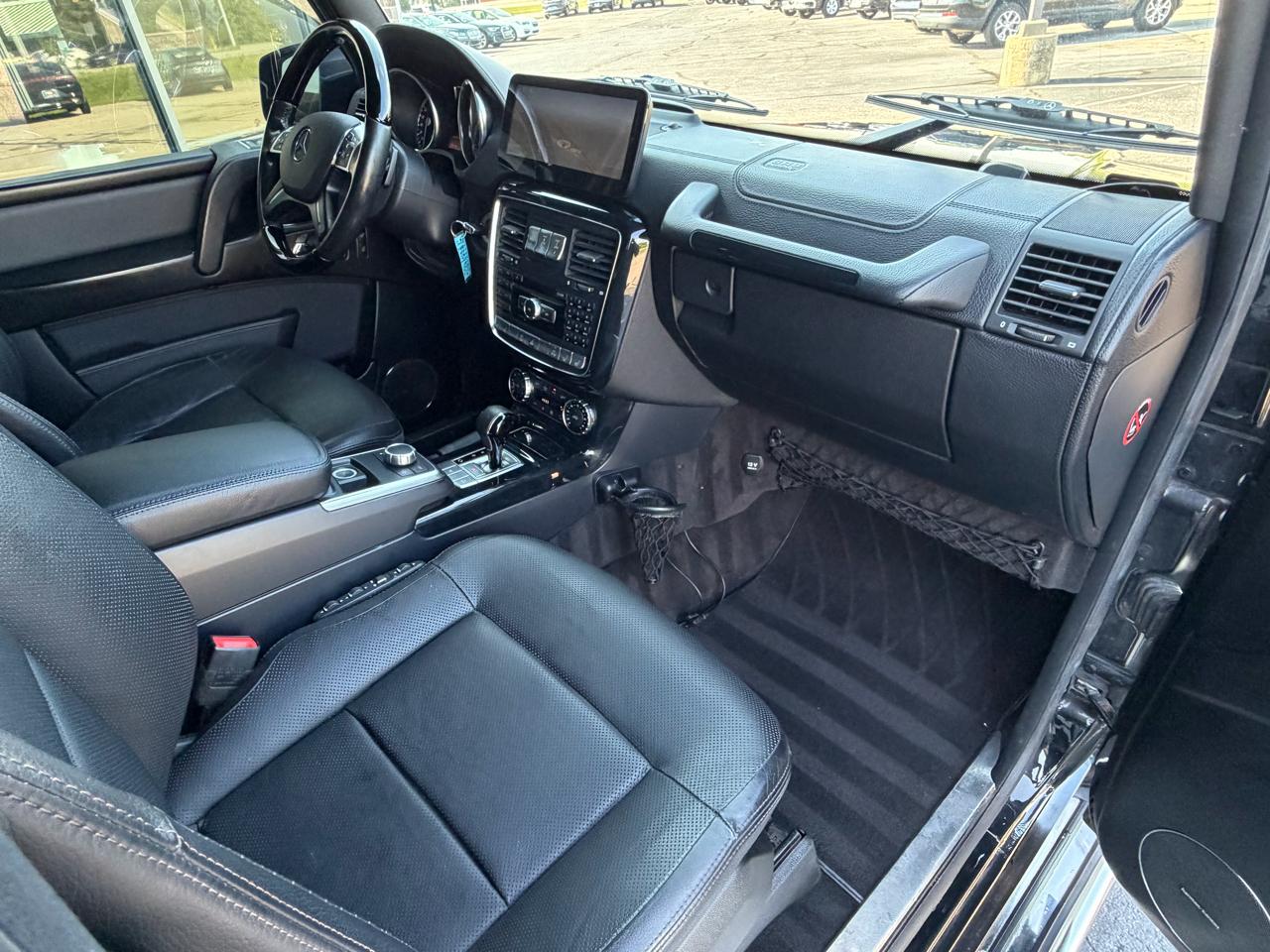 Mercedes-Benz G-Class 4MATIC 4dr G 550 2015