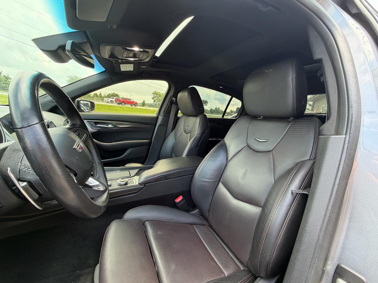 Cadillac CT5 4dr Sdn Sport 2022