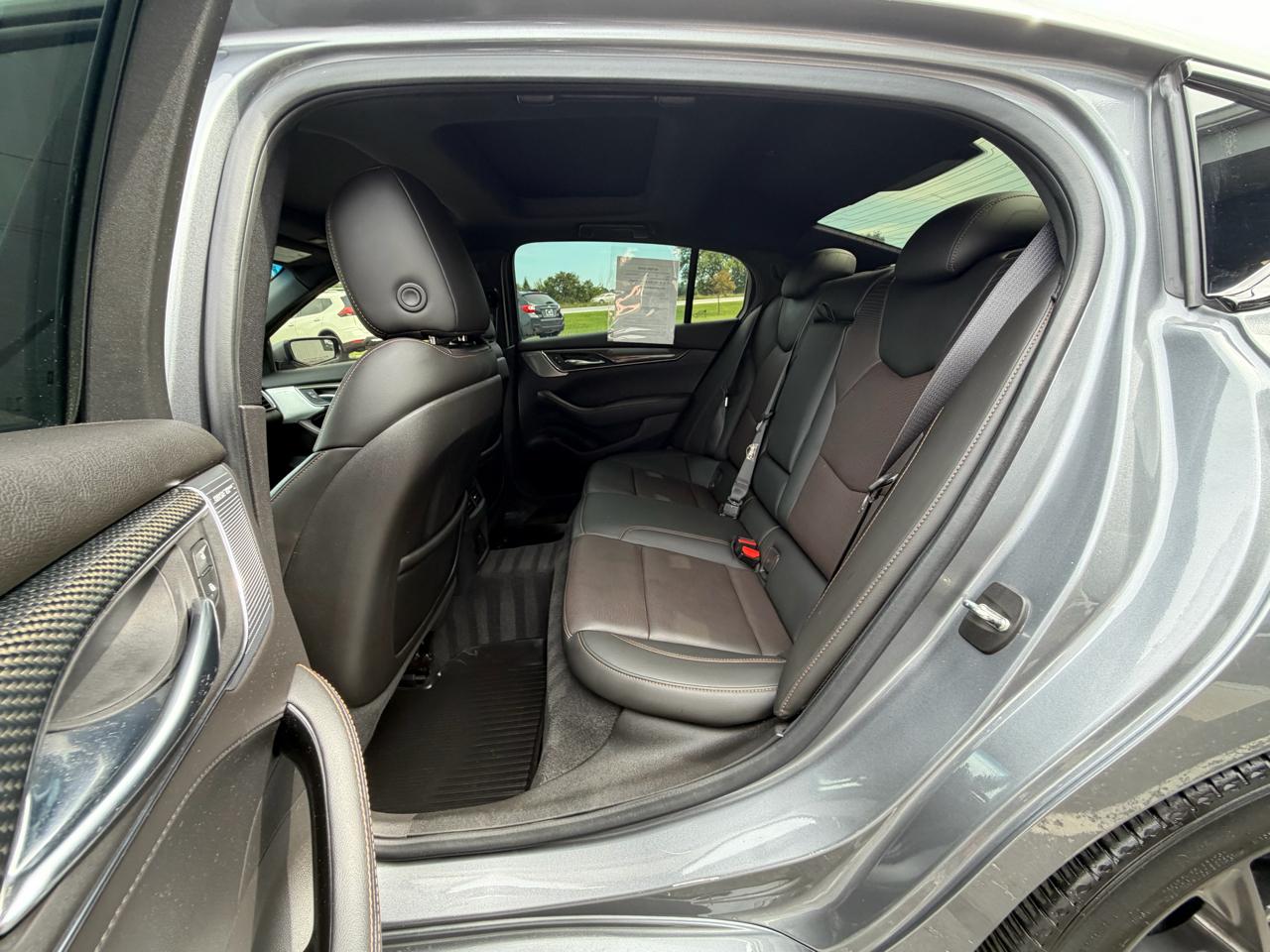 Cadillac CT5 4dr Sdn Sport 2022