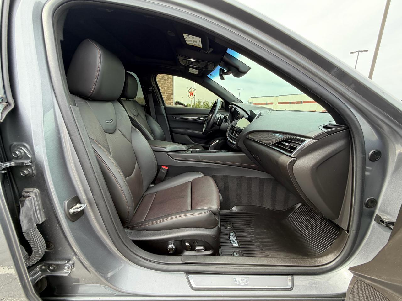 Cadillac CT5 4dr Sdn Sport 2022