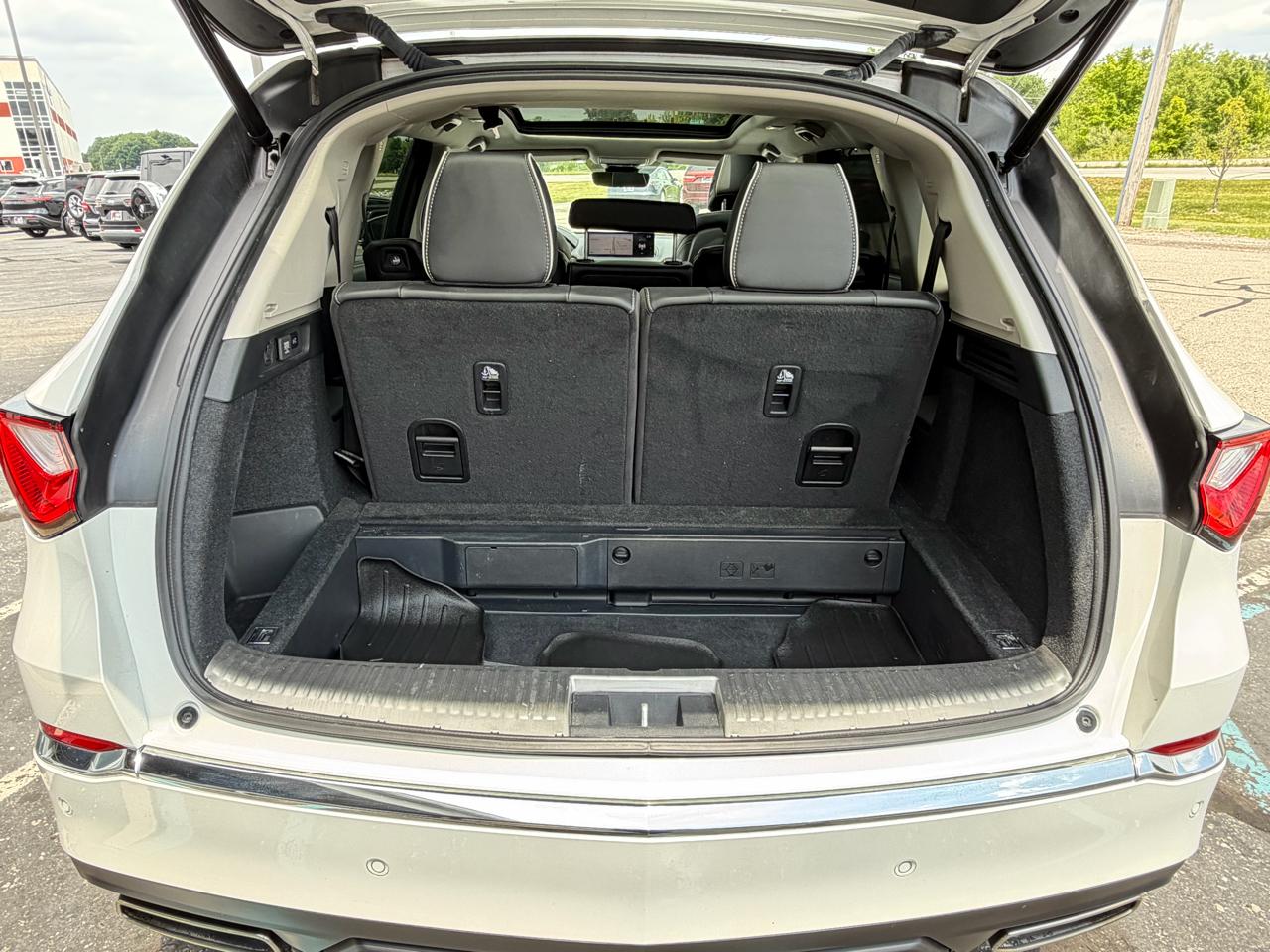 Acura MDX SH-AWD w/Advance Package 2023