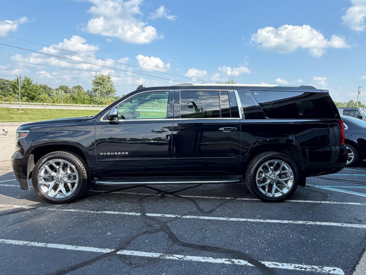 Chevrolet Suburban 4WD 4dr 1500 Premier 2018