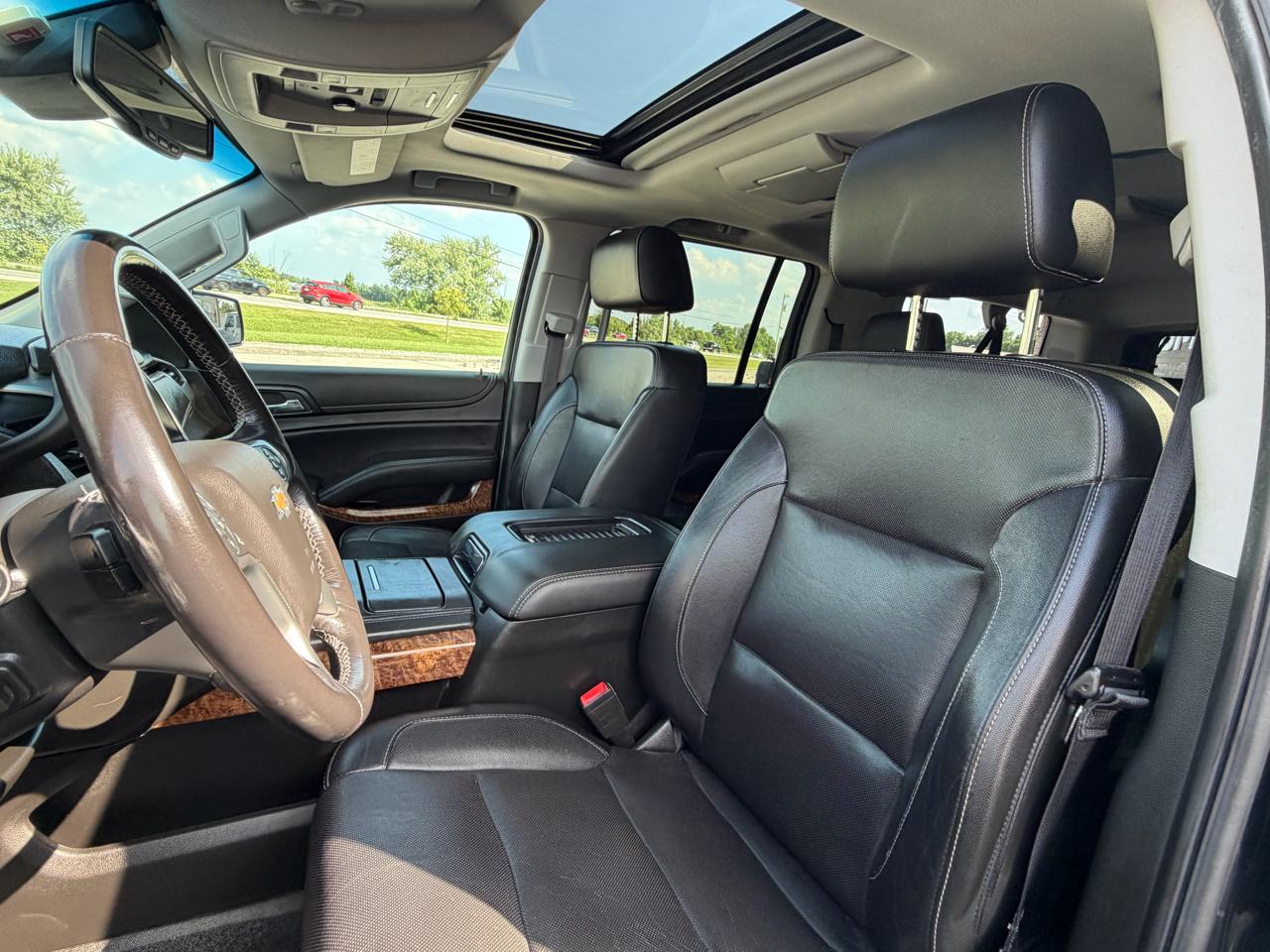 Chevrolet Suburban 4WD 4dr 1500 Premier 2018