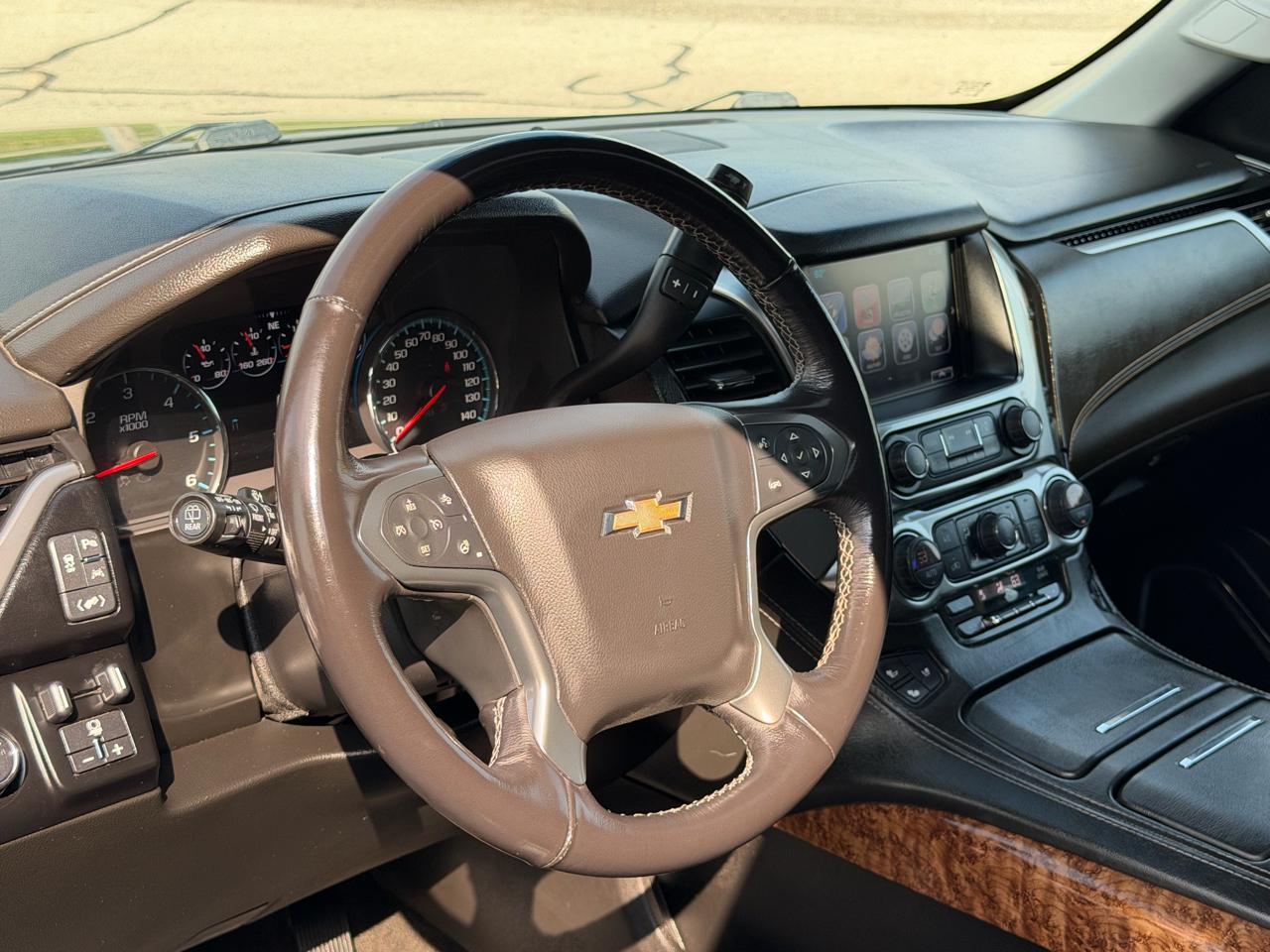 Chevrolet Suburban 4WD 4dr 1500 Premier 2018