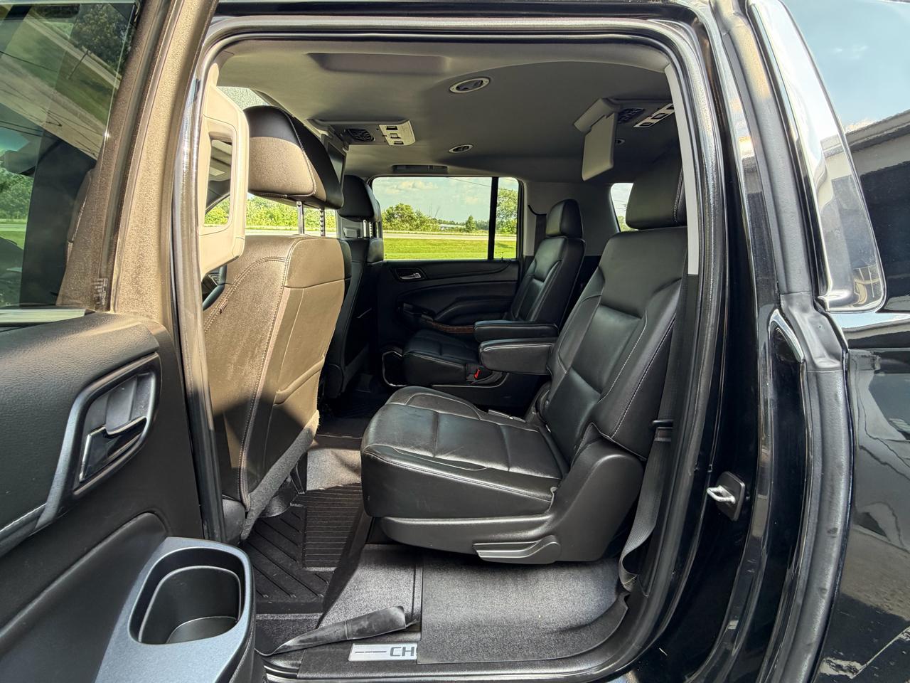 Chevrolet Suburban 4WD 4dr 1500 Premier 2018