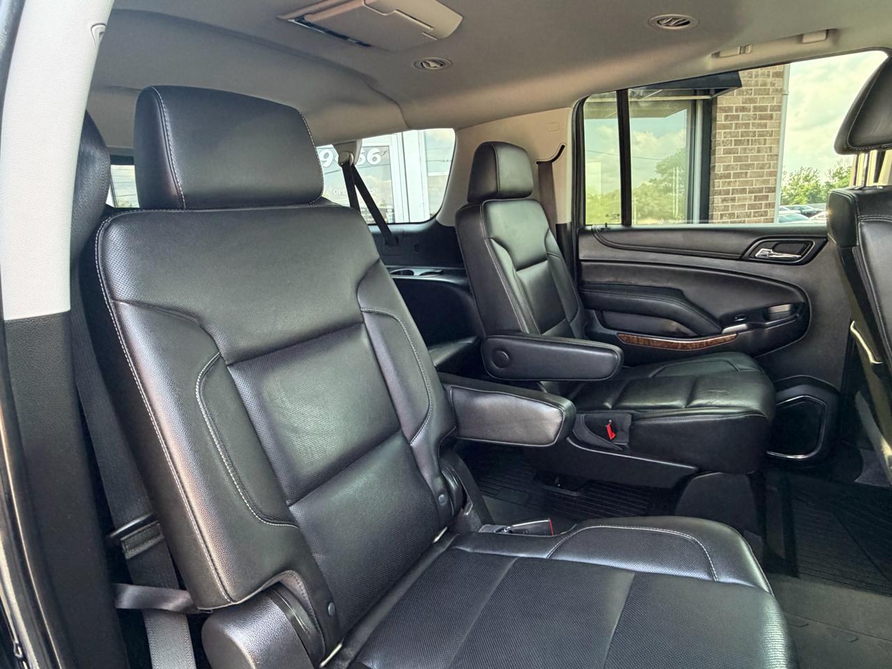Chevrolet Suburban 4WD 4dr 1500 Premier 2018