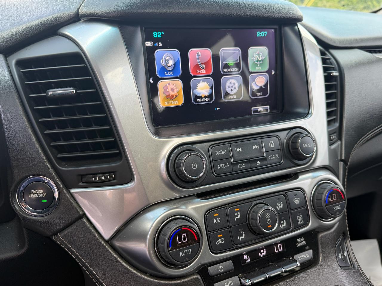 Chevrolet Tahoe 4WD 4dr LT 2018
