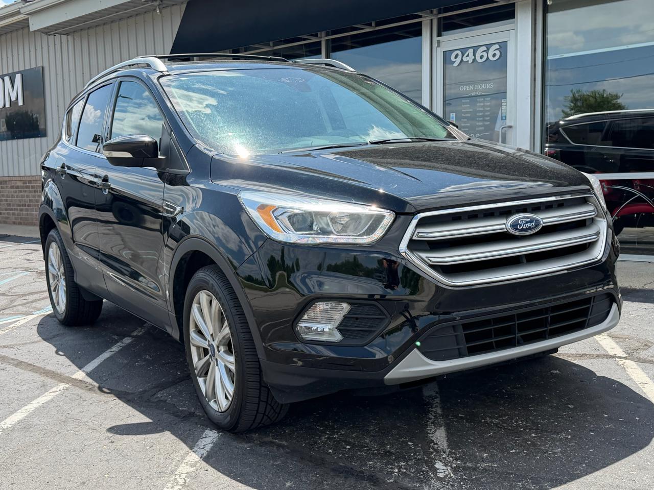 Ford Escape Titanium 4WD 2017
