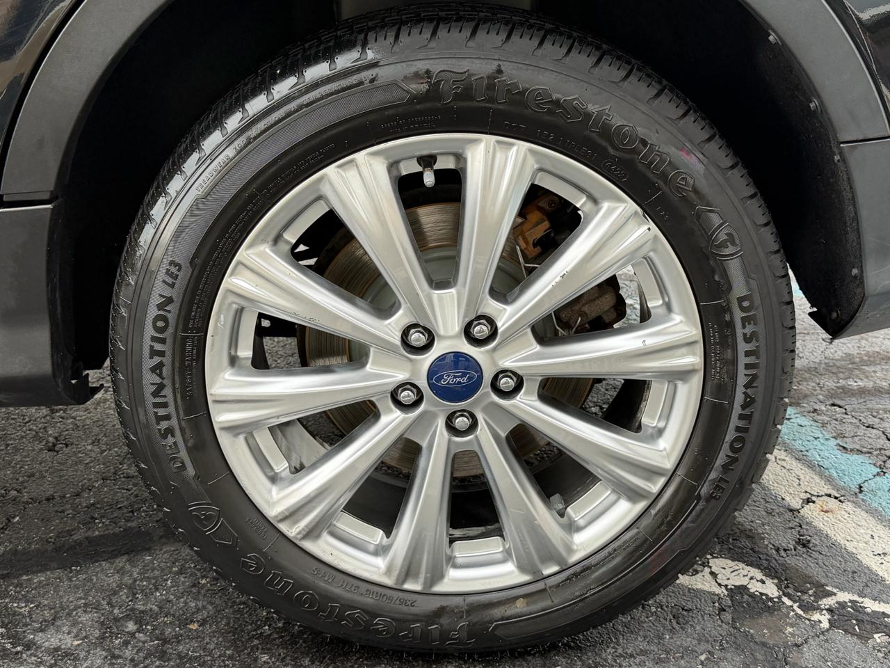 Ford Escape Titanium 4WD 2017