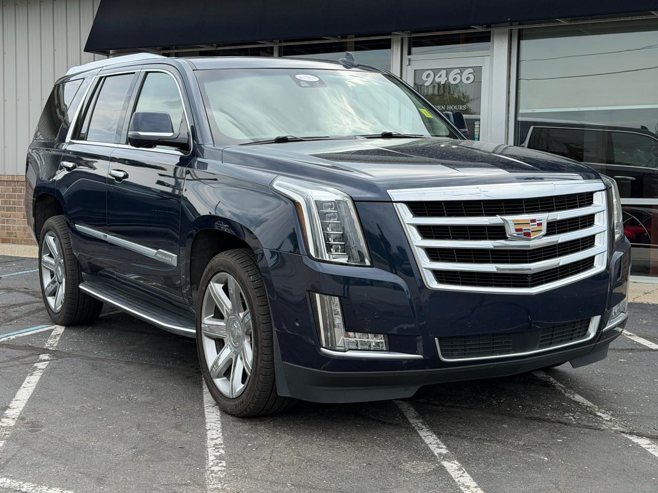 Cadillac Escalade 4WD 4dr Premium Luxury 2018