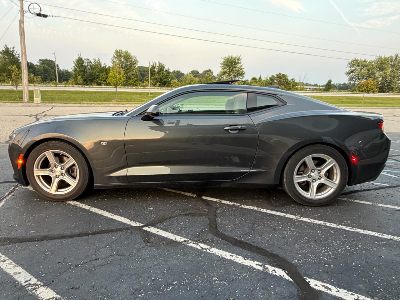 Chevrolet Camaro 2dr Cpe 1LT 2016