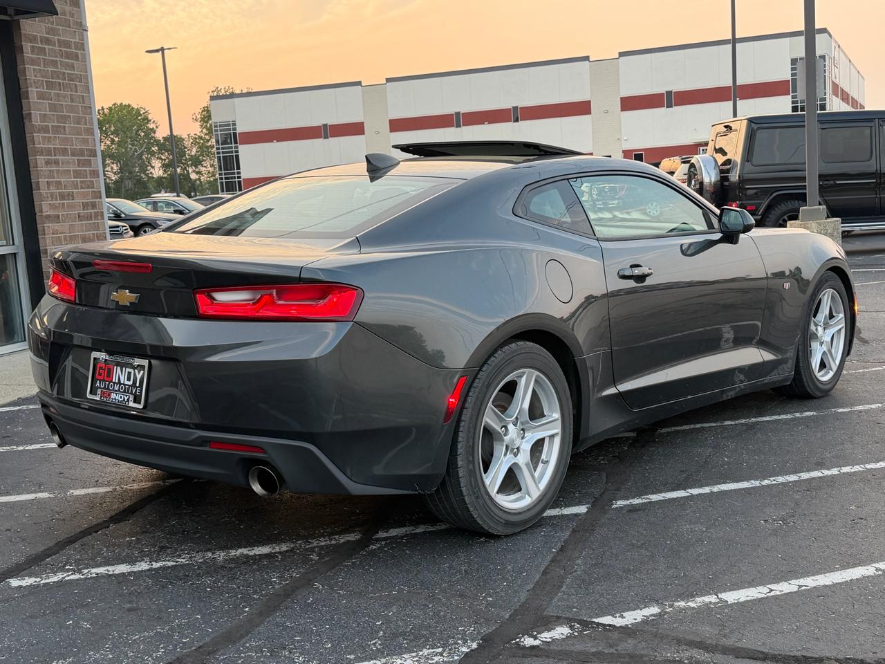 Chevrolet Camaro 2dr Cpe 1LT 2016