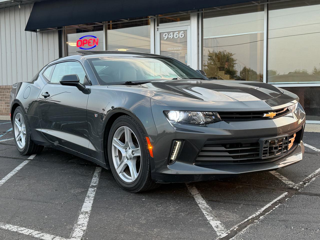 Chevrolet Camaro 2dr Cpe 1LT 2016