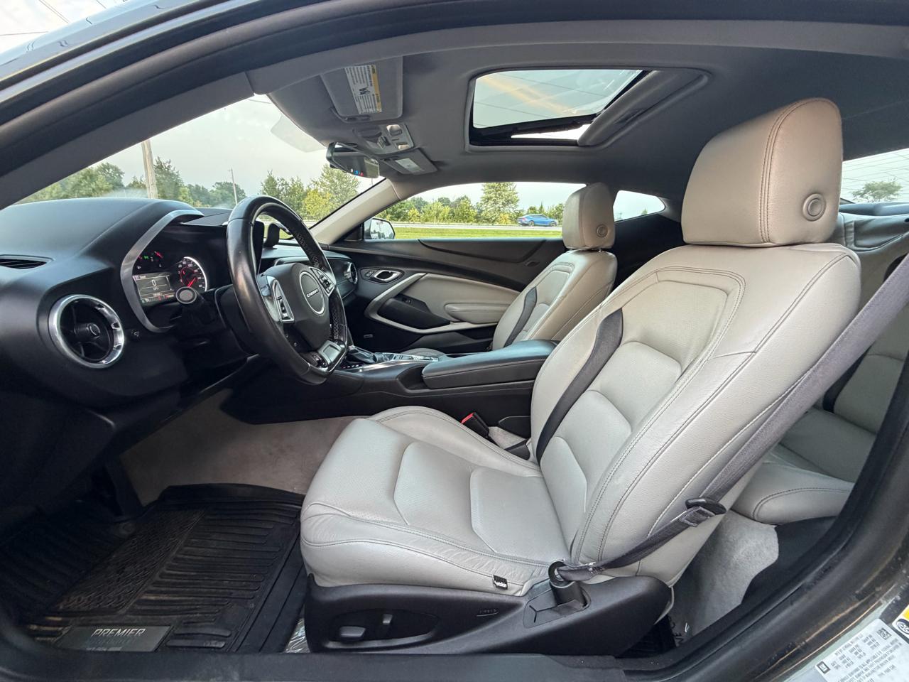 Chevrolet Camaro 2dr Cpe 1LT 2016